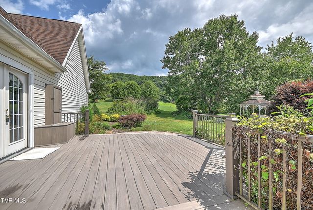19328 Stirrup Drive, Abingdon, VA 24211