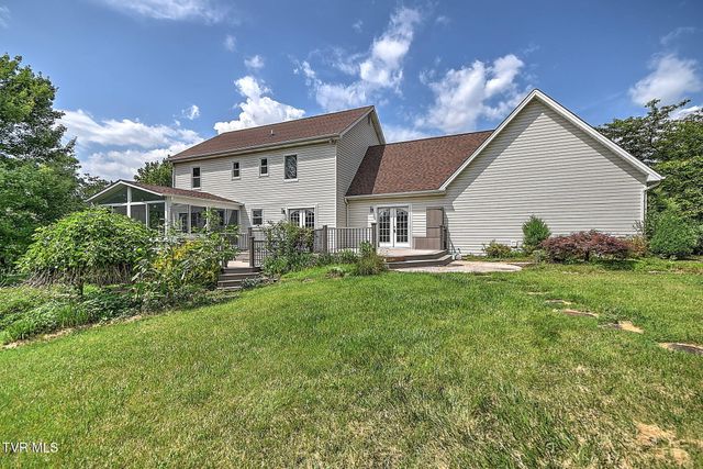 19328 Stirrup Drive, Abingdon, VA 24211