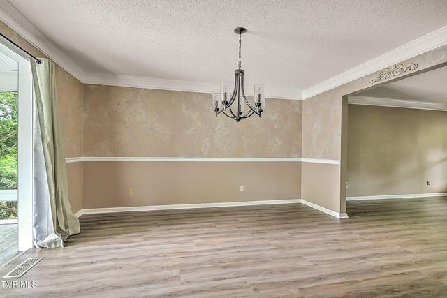 19328 Stirrup Drive, Abingdon, VA 24211