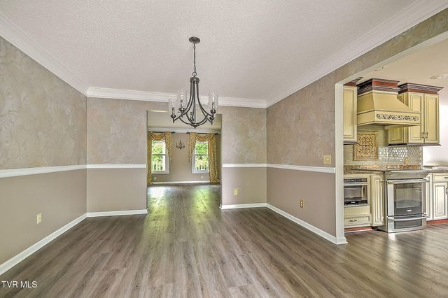 19328 Stirrup Drive, Abingdon, VA 24211