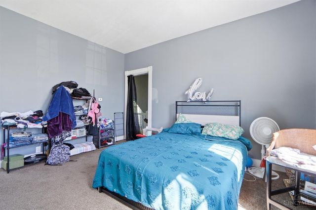 1027 Winfield Avenue, Cincinnati, OH 45205