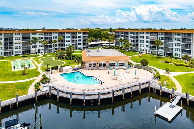 921 Gardenia Drive 370, Delray Beach, FL 33483