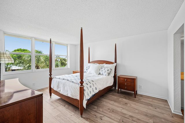 921 Gardenia Drive 370, Delray Beach, FL 33483
