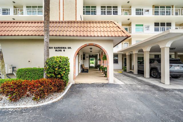 921 Gardenia Drive 370, Delray Beach, FL 33483