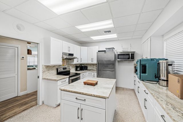 921 Gardenia Drive 370, Delray Beach, FL 33483