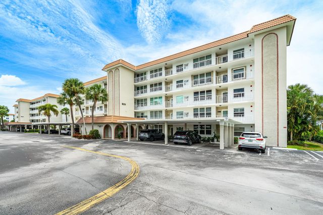 921 Gardenia Drive 370, Delray Beach, FL 33483