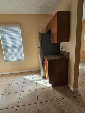 150 SW Peacock Boulevard 103, Port St. Lucie, FL 34986