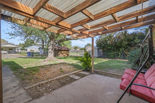 409 Colonial Drive, Garland, TX 75043