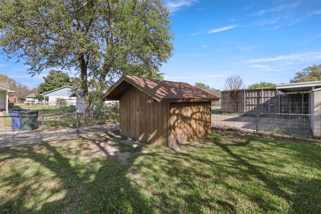 409 Colonial Drive, Garland, TX 75043