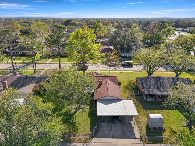 409 Colonial Drive, Garland, TX 75043