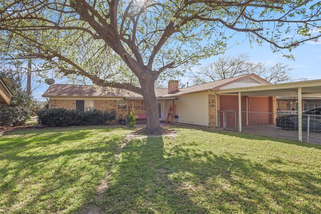 409 Colonial Drive, Garland, TX 75043