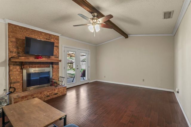 409 Colonial Drive, Garland, TX 75043