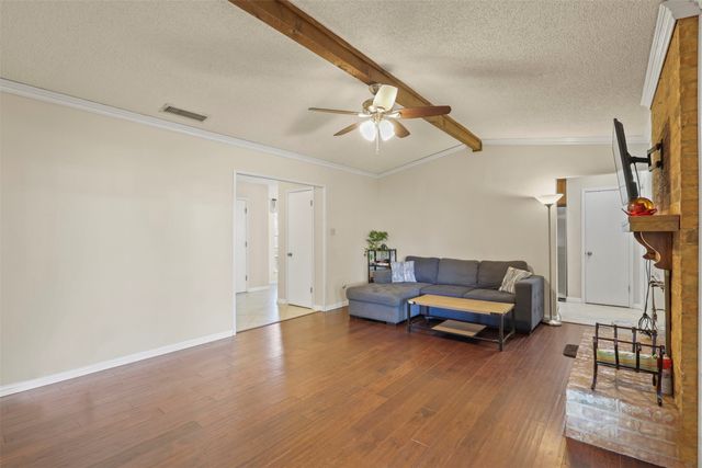 409 Colonial Drive, Garland, TX 75043