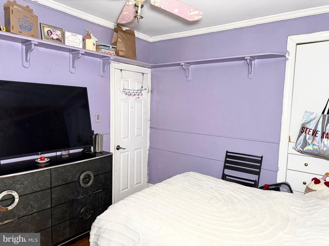 729 HAWS AVE, Norristown, PA 19401