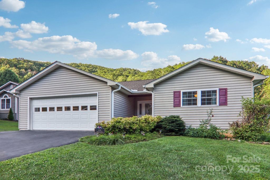 110 Pinellas Lane, Waynesville, NC 28785