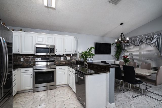 4443 OAKTON DRIVE, Orlando, FL 32818