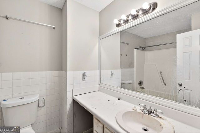 9218 River Chase Way, Jonesboro, GA 30238