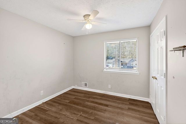 9218 River Chase Way, Jonesboro, GA 30238