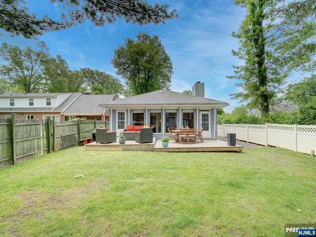15 Lessing Road, West Orange, NJ 07052