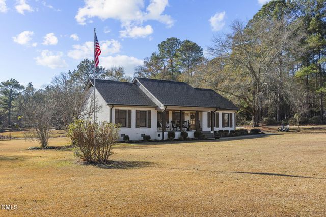 2079 Sheriff Johnson Road, Lillington, NC 27546