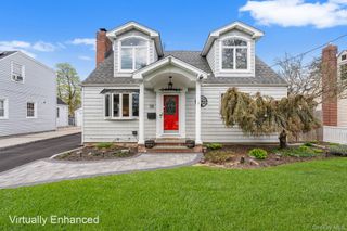 38 Bedell Place, Amityville, NY 11701