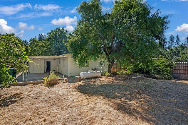 2858 Hocking St, Placerville, CA 95667