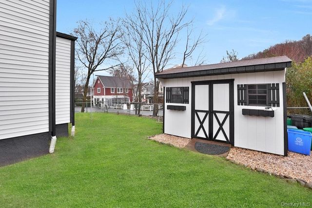 37 Mill Street, Sloatsburg, NY 10974