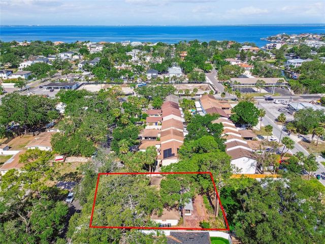 4711 W VASCONIA STREET, Tampa, FL 33629