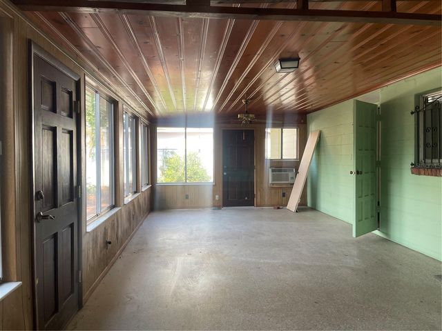 4711 W VASCONIA STREET, Tampa, FL 33629