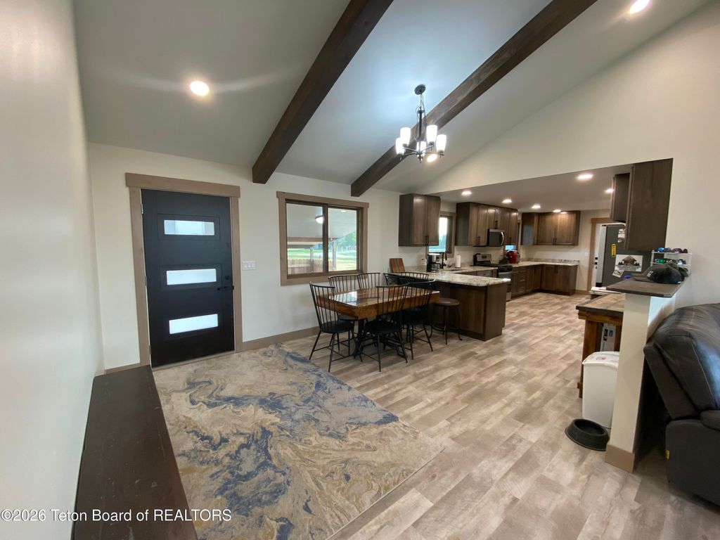 32 SPORTSMANS LOOP, Pinedale, WY 82941 photo 4