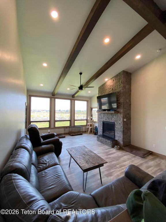 32 SPORTSMANS LOOP, Pinedale, WY 82941 photo 5