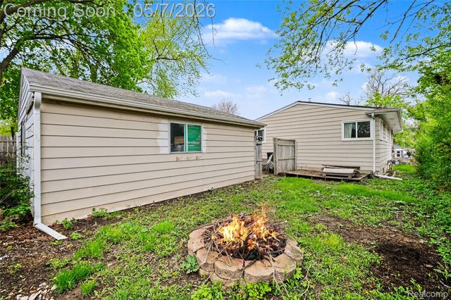 3905 Joyner Street, Flint, MI 48532