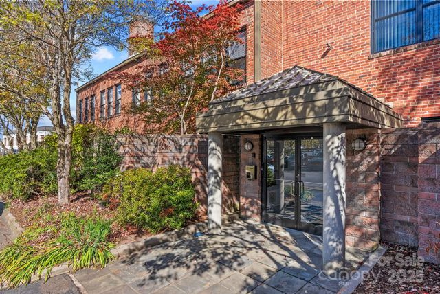 60 Haywood Street 3C & 3D, Asheville, NC 28801