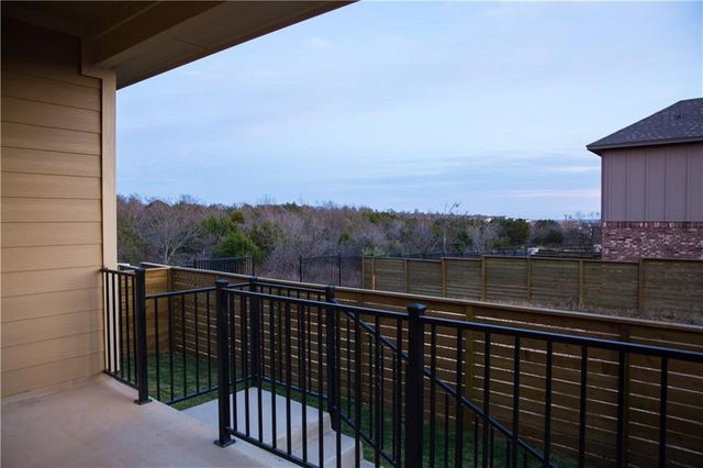 3651 Sandy Brook DR 303, Round Rock, TX 78665