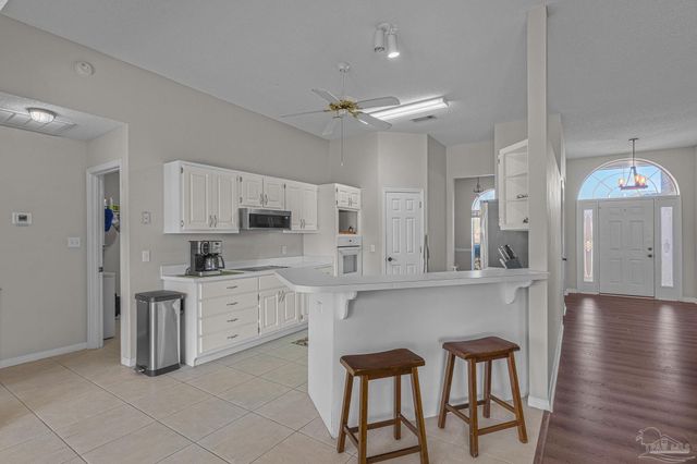 3913 India Cv, Gulf Breeze, FL 32563