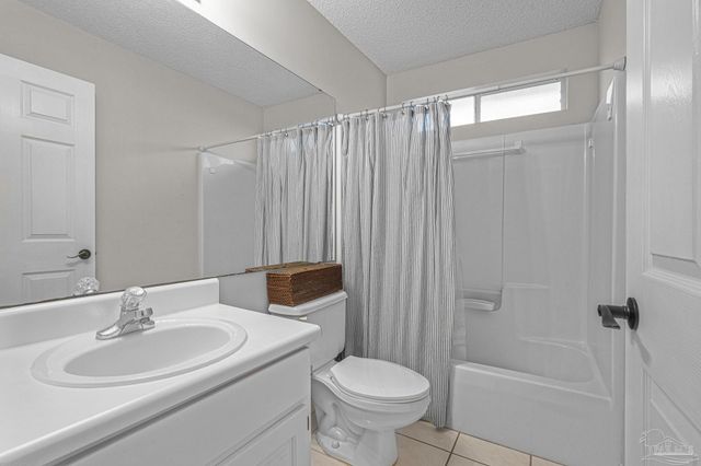 3913 India Cv, Gulf Breeze, FL 32563