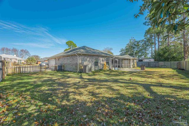 3913 India Cv, Gulf Breeze, FL 32563