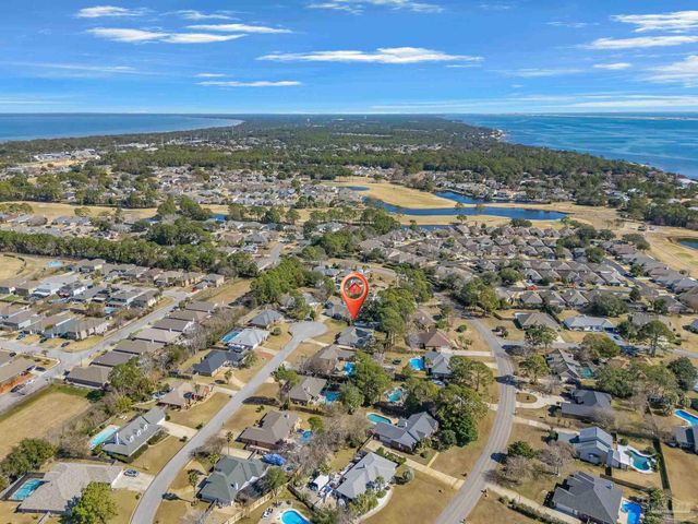 3913 India Cv, Gulf Breeze, FL 32563