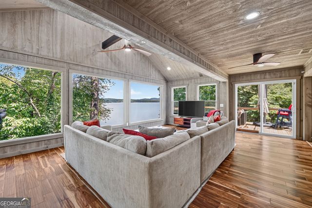 209 Marina Drive, Blue Ridge, GA 30513