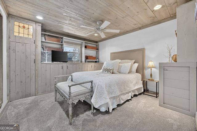 209 Marina Drive, Blue Ridge, GA 30513