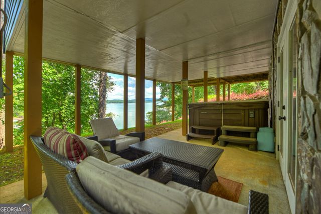 209 Marina Drive, Blue Ridge, GA 30513