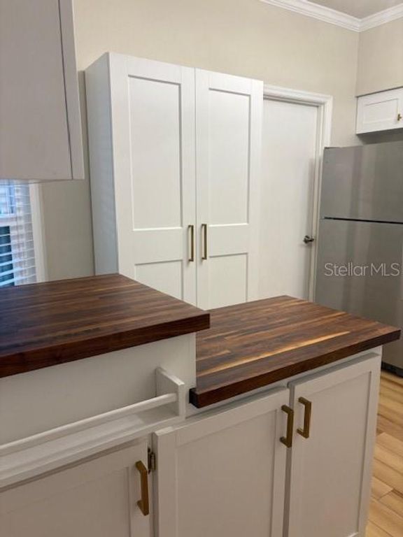 Image 17 of property listing at 159 HUNTER COURT N/A, Palm Harbor, FL 34684