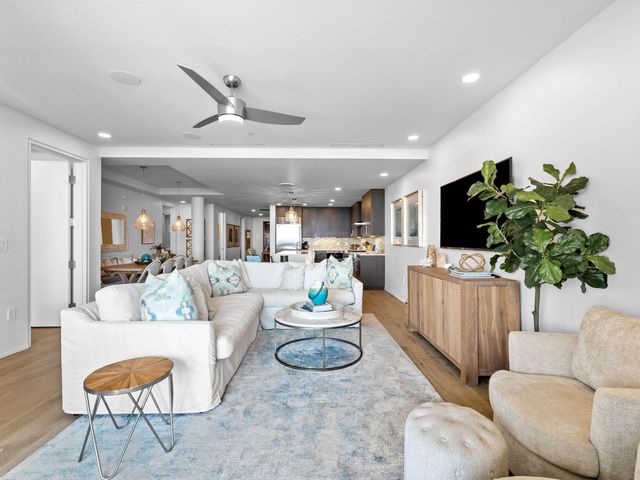 2743 E County Highway 30A 302, Santa Rosa Beach, FL 32459