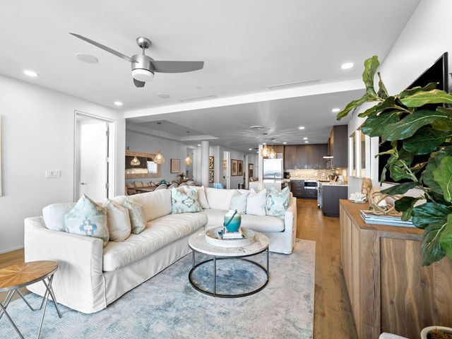 2743 E County Highway 30A 302, Santa Rosa Beach, FL 32459
