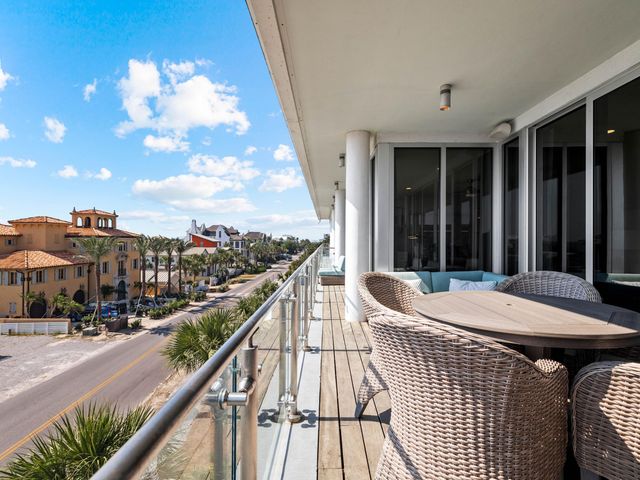 2743 E County Highway 30A 302, Santa Rosa Beach, FL 32459