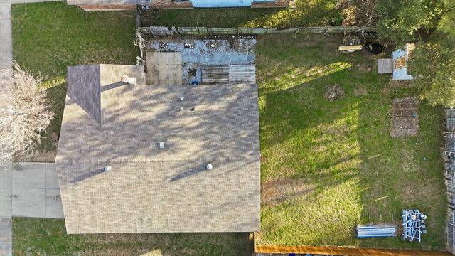 2704 Friarford Road, Fort Worth, TX 76112