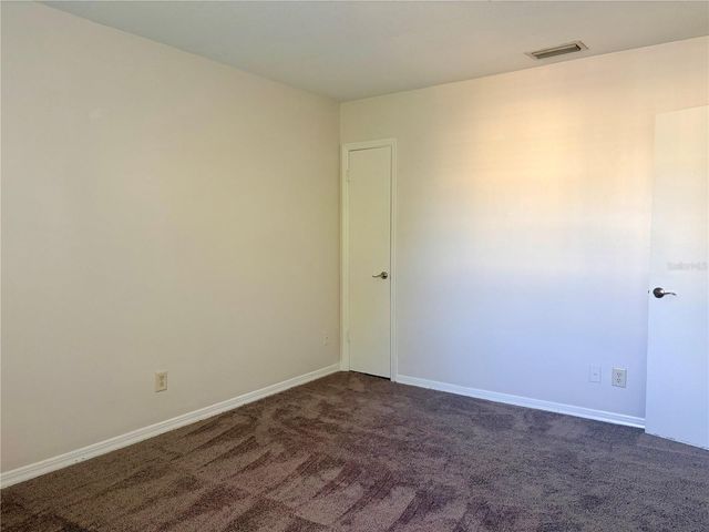 204 POMPANO DRIVE SE D, St Petersburg, FL 33705