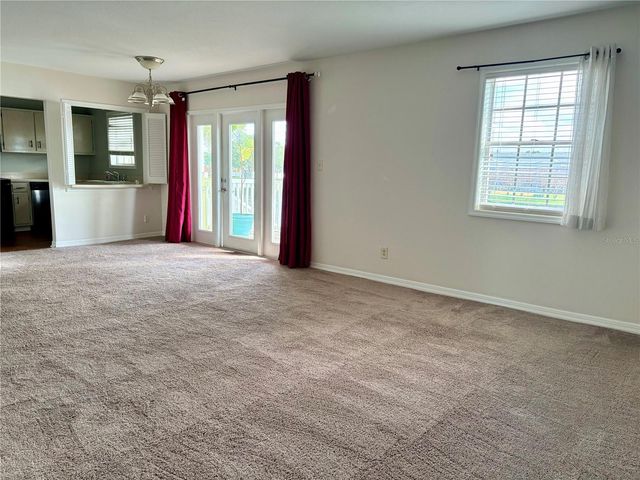 204 POMPANO DRIVE SE D, St Petersburg, FL 33705