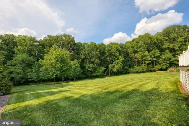 743 SNYDER CORNER RD, Red Lion, PA 17356