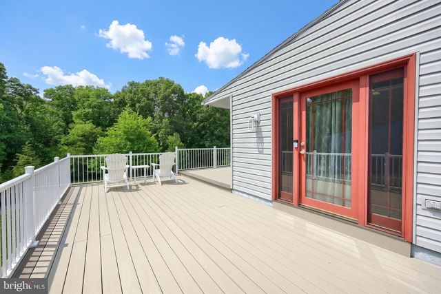 743 SNYDER CORNER RD, Red Lion, PA 17356
